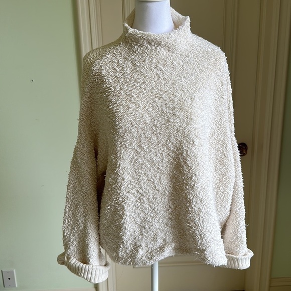 Free People Cuddle Up Pullover Sweater in Ivory Size XS - Picture 2 of 7